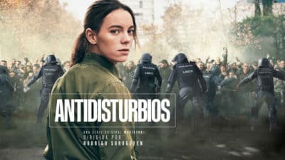 reparto antidisturbios serie