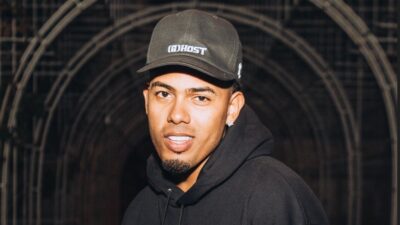 canciones de myke towers